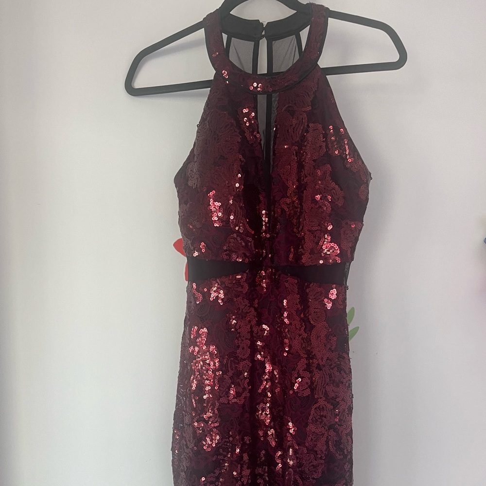 Guess dark red sequin dress in perfect condition